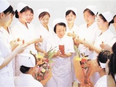 第45位遗体捐献者完成捐献心愿 “提灯老人”用烛火照亮人间