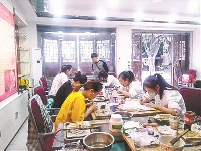 点击进入下一页