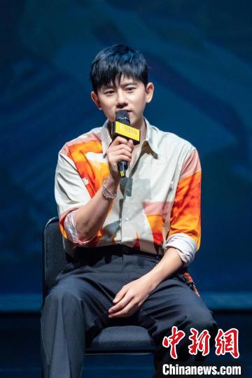 歌手张杰。 上剧场 供图