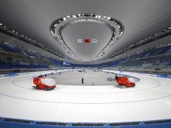 北京冬奥会国际测试赛首个比赛在“冰丝带”收官