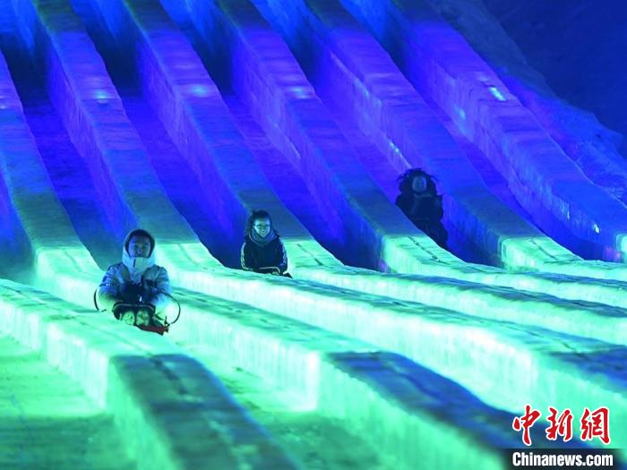 长春冰雪节累计接待游客2.3亿人次实现旅游收入3747亿元