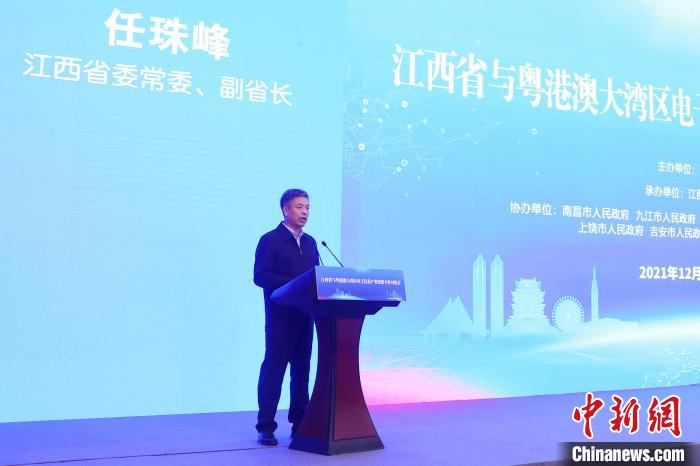 江西省电子信息产业营收今年将突破6000亿元