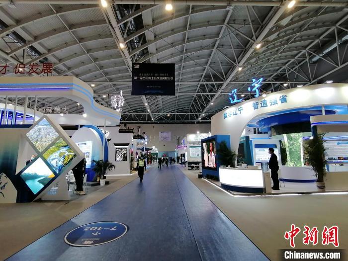 图为大赛成果展。李晛 摄