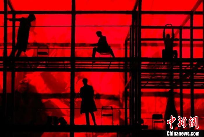 梅婷领衔孟京辉话剧《红与黑》将首登北京舞台