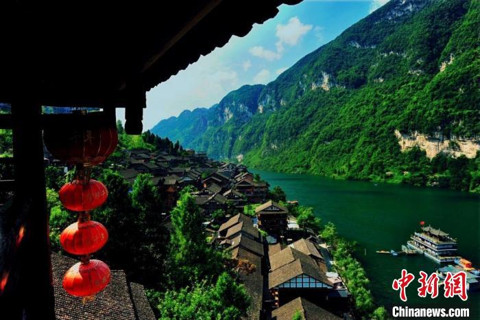 图为酉阳龚滩古镇。邱洪斌 摄