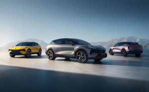 路特斯发布旗下首款纯电 SUV ELETRE，百公里加速仅 2.95 秒
