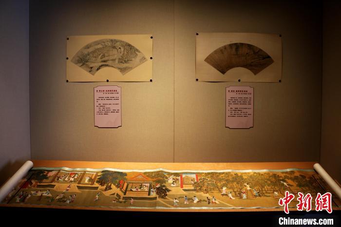 此次展览精选明清时期女性题材绘画作品一百余件。张强 摄