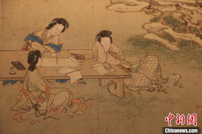 此次展览精选明清时期女性题材绘画作品一百余件,再现了明清时期女子参与社会生活的图景。张强 摄