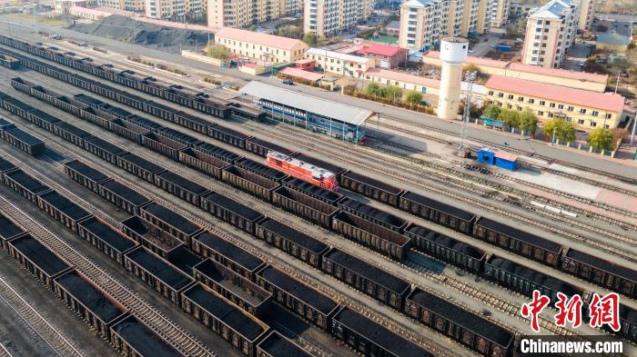一季度哈尔滨铁路发送货物5223万吨同比增长3.2%