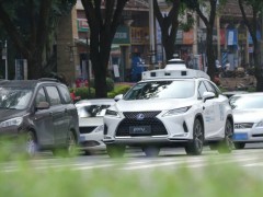 小马智行宣布成为国内首个获得出租车经营许可的自动驾驶公司，5 月起提供服务