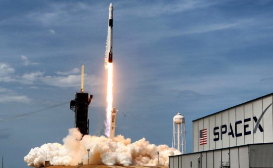 SpaceX 再次成功发射 53 颗星链组网卫星，卫星总数已达 2759 颗