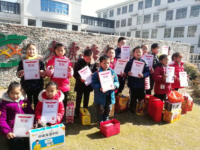 常州高新区:小志愿者新春慰问社区残疾人