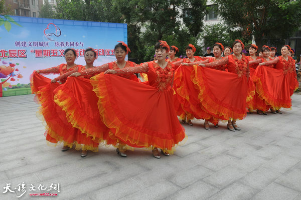 社区艺术团开场舞《旗帜》