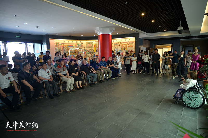 庆祝桐林书院建院三周年，“时敏日新”师生作品展6月12日在杨柳青木板年画博物馆举行。