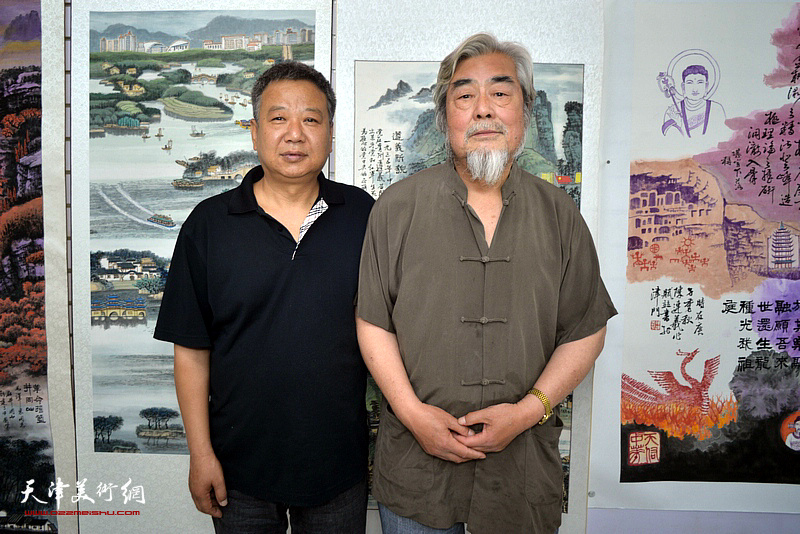陈连羲、宋新勇在陈连羲书画艺术展现场。