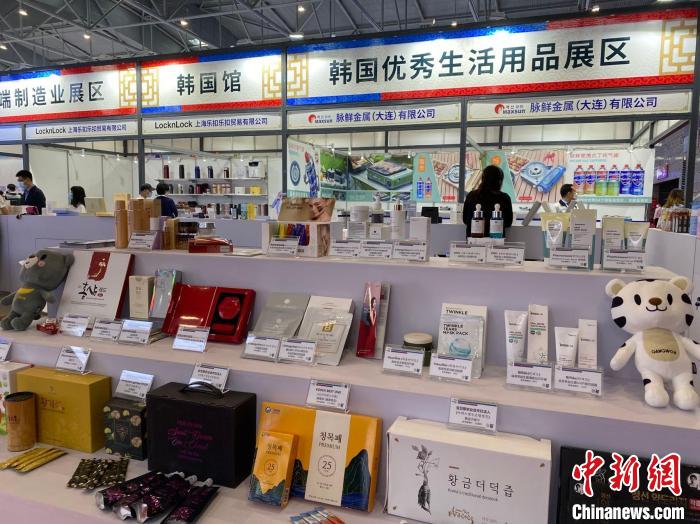 韩国国家馆内展品丰富。　吴兰 摄