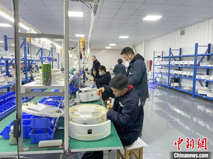 “河南造”消杀机器人服务北京冬奥会