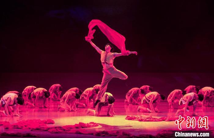 广纳各舞种经典作品北京舞蹈学院专场登国家大剧院