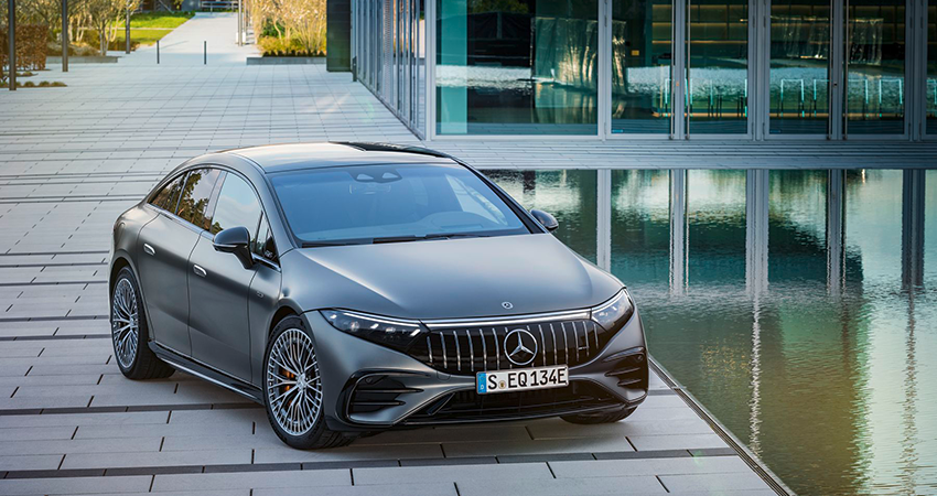 外媒首测奔驰AMG EQS:最远能跑586公里,辅助驾驶表现出色