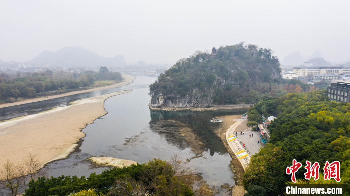 图为无人机航拍的桂林象鼻山景区。(资料图) 杨宗盛 　摄