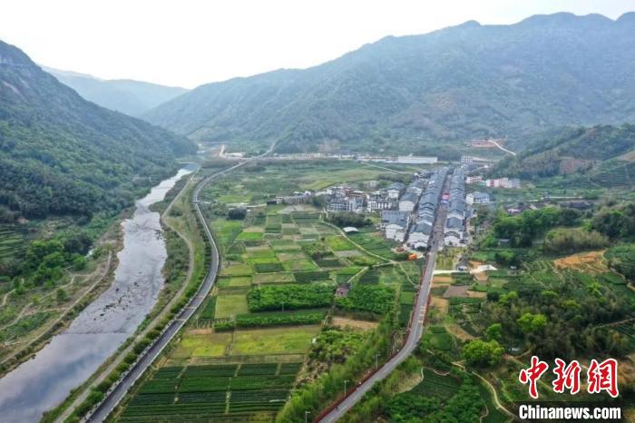 航拍赤溪村。　福鼎市融媒体中心 供图