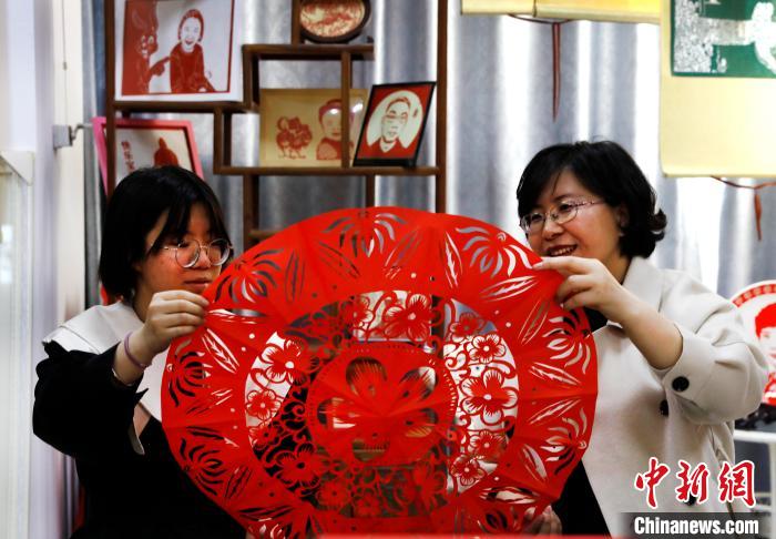 点击进入下一页