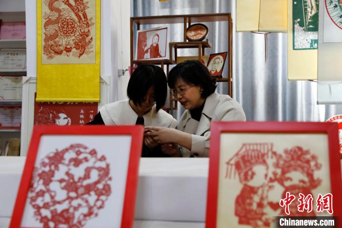 点击进入下一页