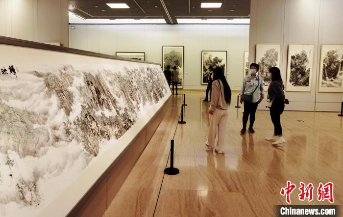 申世辉山水作品展现场。 主办方供图