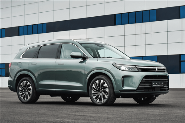 华为“HarmonyOS智慧座舱” 赋能车机天花板 AITO全新SUV问界M7工信部申报