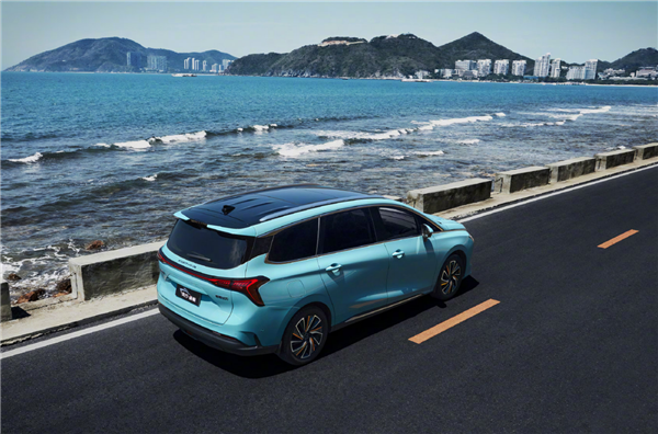 用上三菱发动机 东风风行游艇开售:12.19万起买年轻家庭第一台MPV