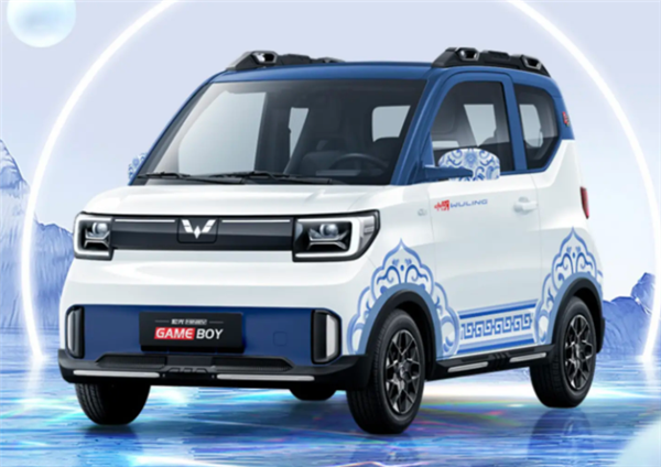 青花瓷上身!五菱宏光MINI EV GAMEBOY国潮车贴上市:2799元贵吗