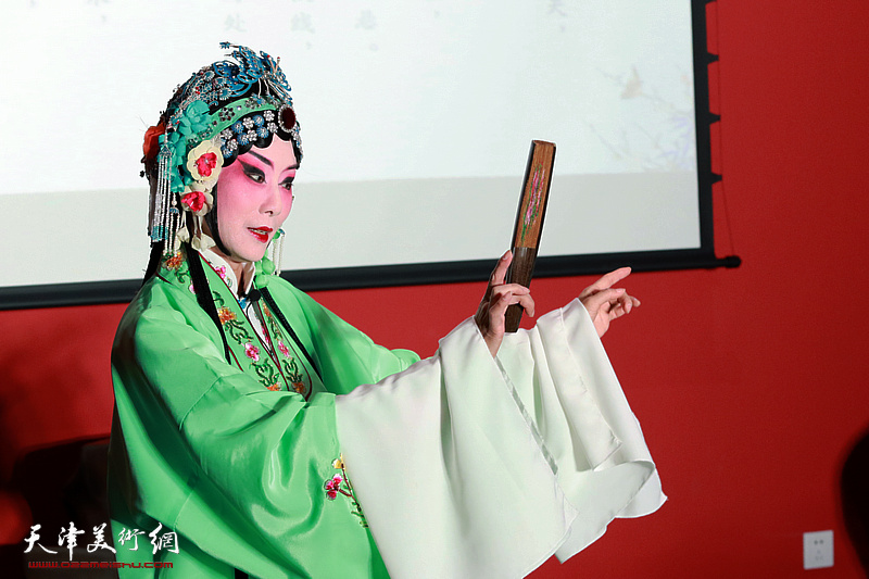 共贺叶嘉莹先生九十九岁华诞暨"叶嘉莹诗词与昆曲"主题演出在水上公园